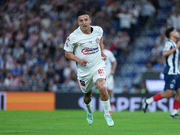 Alvarado nunca ha podido superar la barrera de los seis goles en un torneo con Chivas. IMAGO7