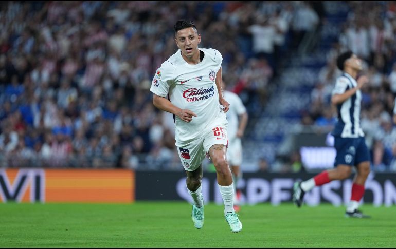 Alvarado nunca ha podido superar la barrera de los seis goles en un torneo con Chivas. IMAGO7