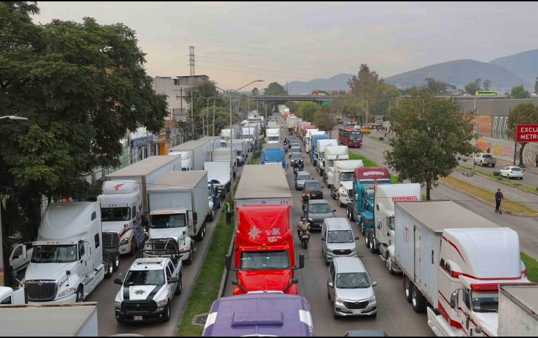 Las autoridades y los representantes del autotransporte prevén dar seguimiento a los planteamientos del sector mediante reuniones de trabajo. SUN / O. ALVARADO