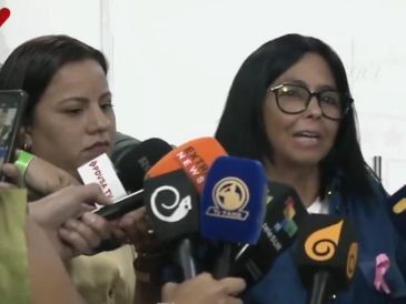 La intermitencia del servicio eléctrico ha generado un profundo impacto en la economía y en los derechos fundamentales de los ciudadanos. EFE/ Canal estatal VTV