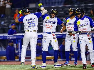 Tirso Ornelas, José Ceceña y Reynaldo Rodríguez pegaron jonrón en el juego. CORTESÍA/Charros de Jalisco