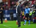 Hernán Crespo resaltó el equilibrio y solidez defensiva que su equipo mostró anoche. IMAGO7/O. Puga