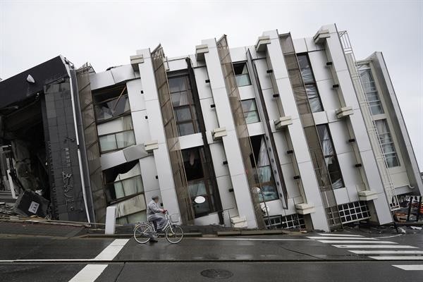 El año comenzó con un devastador terremoto de magnitud 7.6 que sacudió la región centro-norte de Japón el 1 de enero.  EFE/ARCHIVO